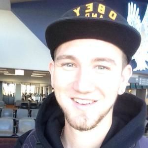 Meet your Posher, Eric